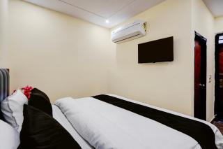 Super Hotel O Survey Chowk Bus Terminal Dehradun - 7
