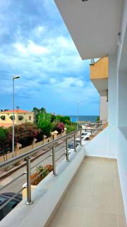Skiffa House Tunisian Charm Beachfront in Port El Kantaoui - 6