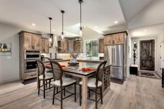 Grandview Manor - Luxury - Hot tub - Stylish - 1