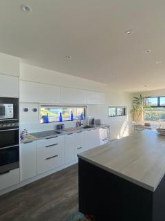 Hillside Beach View Home - 7