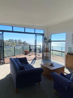 Hillside Beach View Home - 4
