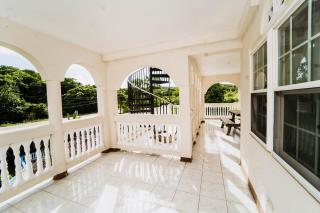 Vacation Rental Coral Spring, Falmouth JAM 8 BDRM - 6