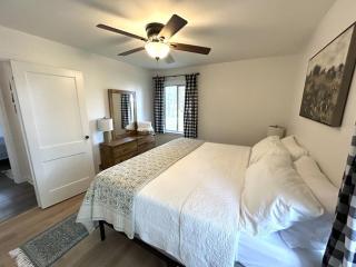 Hidden Haven Cottages - 2