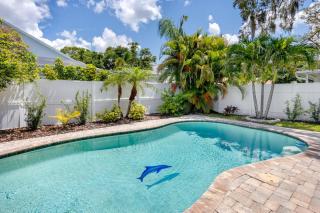 NEW! Palm Harbor Hideaway - Beautiful, Spacious 4BR Home with Amazing Pool - 6