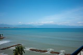 Oceanfront Condo in Bucerías with Two Ocean-View Terraces - Narval Norte - 6