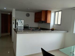 Beautiful apartment overlooking the pool and beach - 9