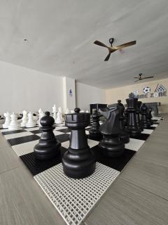Nona Manis Homestay at Sierra Heights 2BR Seaview - 6