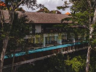 Hidden Gem Suites Ubud - 0