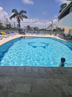 Elegant oceanfront family apartment - 8