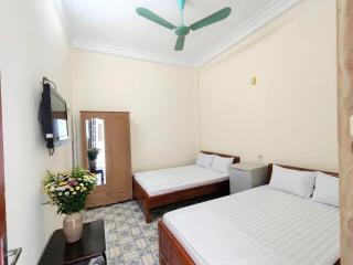 Tùng Linh Hotel - 3