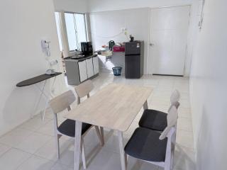 Cozy Family Apartment Near Shopping mall, Mcd - 3