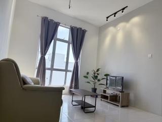 Cozy Family Apartment Near Shopping mall, Mcd - 0