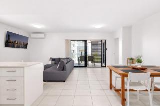 Cordelia Apartments - 1