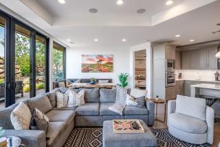 Enchanting Encanto #1 home - 6