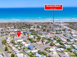 2 Scott street- The Beach House - 8