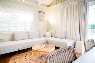 Getaway on Grey - 7