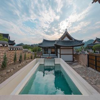 Gyeongju Oru Hanok Stay - 9