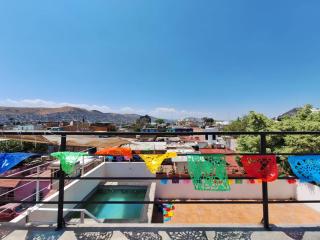 comfortable, spacious, central with a pool and terrace - 1
