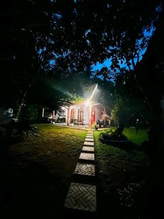 Birdsong Haven Kandy - 0