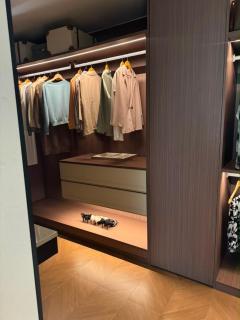 LaRose Royal Luxury Apartment - Modern Eleganc - 8