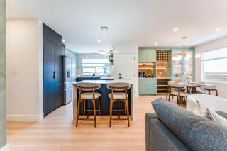 Luxury 3 Bedroom House with Spa-Like Washrooms with Smart toilets and Airconditioner - 8