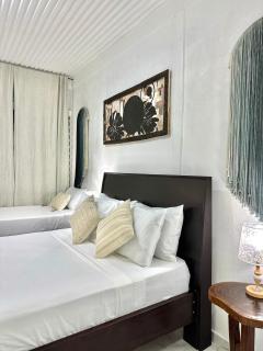 Serendipity BeachFront - 3