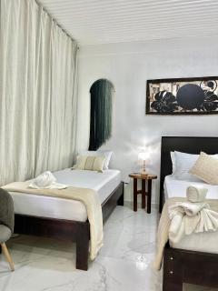 Serendipity BeachFront - 4