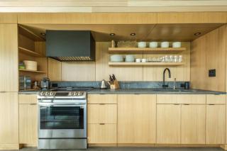 Birch - Luxury Oceanview Cottage with Hot Tub & Private Beach Access near Cabot Trail - 2