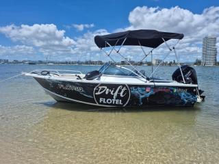 Luxury Houseboat - Drift Flotel - 6