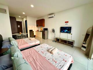 Podium Studio 4pax - Opposite AEON mall Kuching - 7