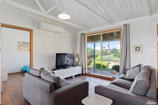 Beach Cottage - One Street to Beach Recently Renovated Holiday Home - 7