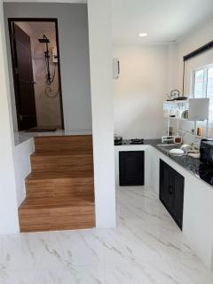 Cozy 1 Bedroom, Workspace, Smart TV, 2 ACs - 5
