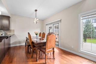 Elizabeths Oasis Luxury Retreat in West Edmonton - 1