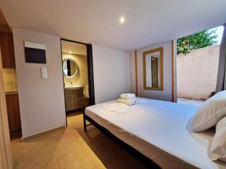 Penelope's Messini Suite - 4