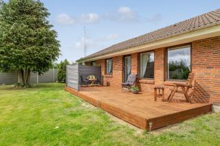 Family-Friendly 3-Bedroom House Near LEGOLAND, Lalandia & Billund Airport - 1