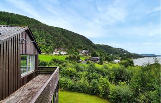 3 Bedroom Lovely Home In Fister - 9