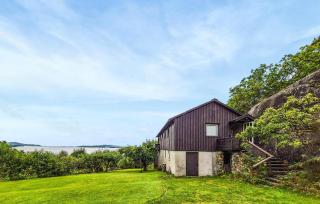 3 Bedroom Lovely Home In Fister - 0