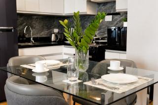 Executive 1BR at Abreeza With City and Sea View - Davao City - 1