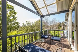 Fermoy Lodge - Wine Country Haven with Vineyard Vista - 7