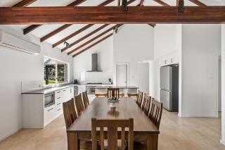 Fermoy Lodge - Wine Country Haven with Vineyard Vista - 3