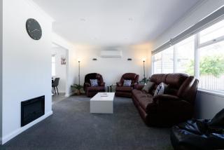 Modern Ease in East Devonport - 7