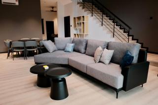 Discover OnyxVacay Home5 bustling city n Karaoke - 0