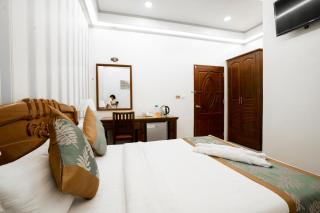 Royal Park Resort Boracay - 8