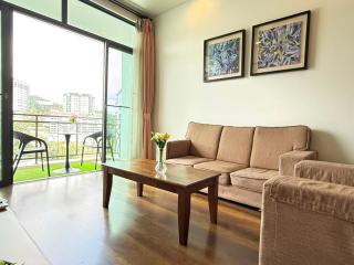 Top Floor, Mountain, Sunrise & Bee farm view , Hilltop Hotel Apartment In Cameron Highlands - 8
