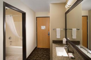 Best Western PLUS Vancouver Mall Drive - 6