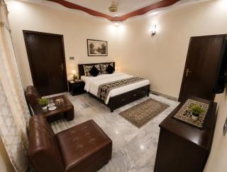 Galaxy Inn Guest House - 4
