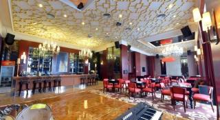 Babylon Hotel - 1