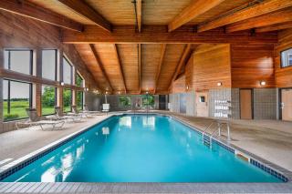 AmericInn by Wyndham Baudette - 4