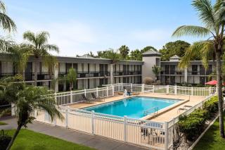 Ramada by Wyndham Cocoa - 3