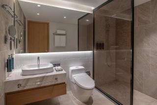 Hilton Quang Hanh Onsen Resort - 8